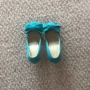 Kids blue heels